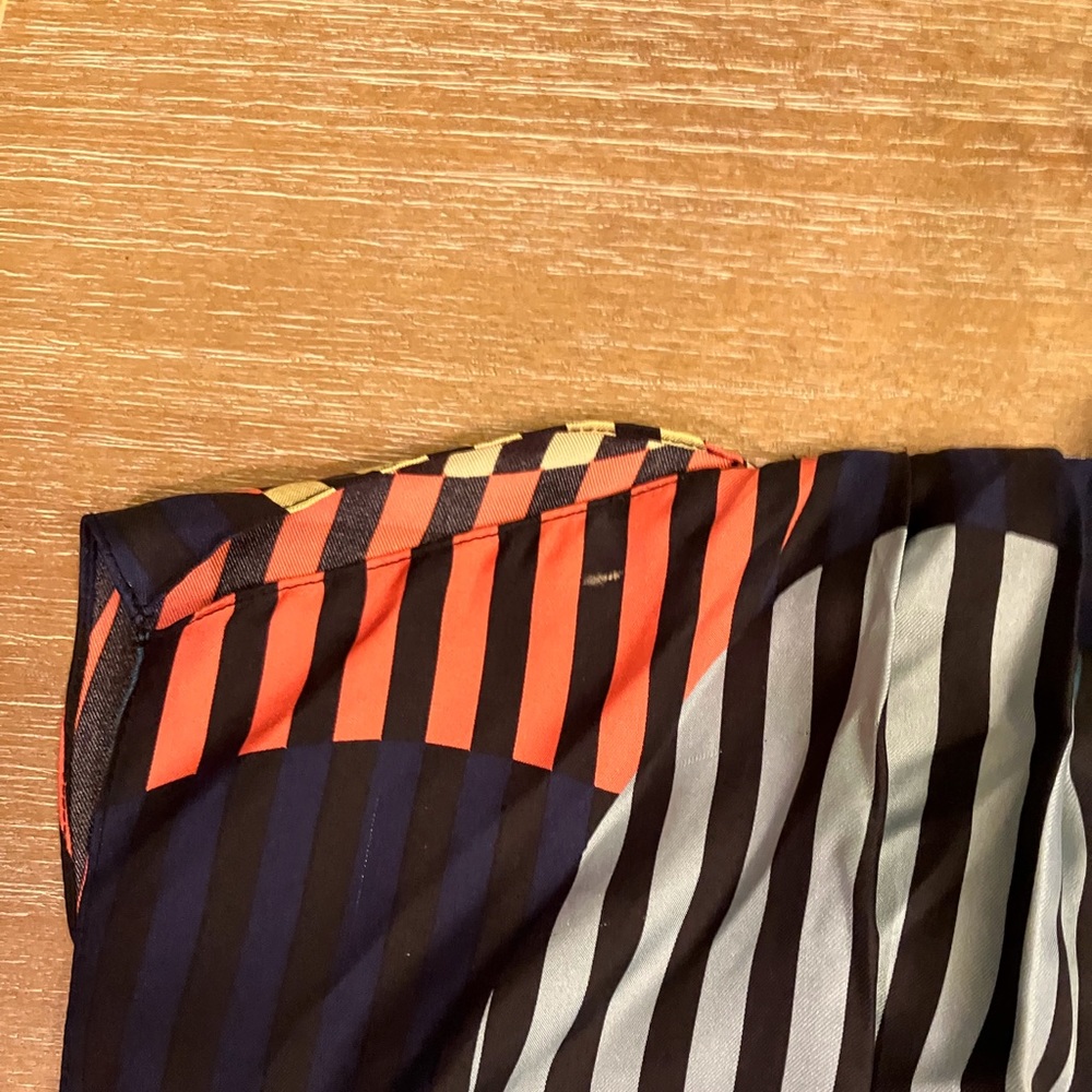 Diane von Furstenberg Top - Picture 4 of 12